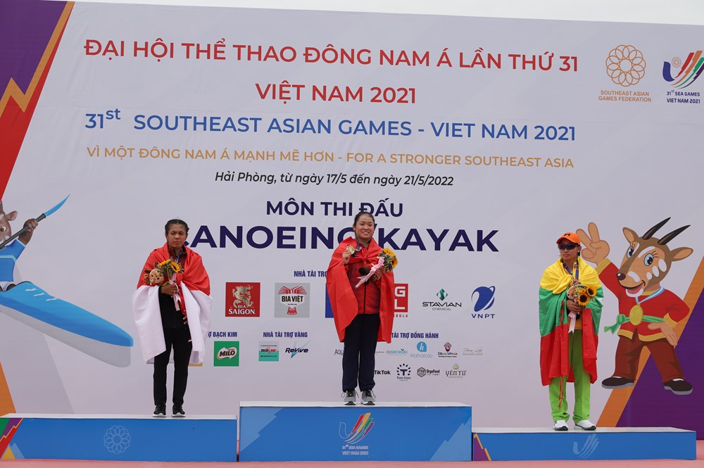 Seagames 31: Vận động viên Nguyễn Thị Hương đoạt huy chương vàng nội dung đua thuyền đơn nữ Canoeing 1.000m